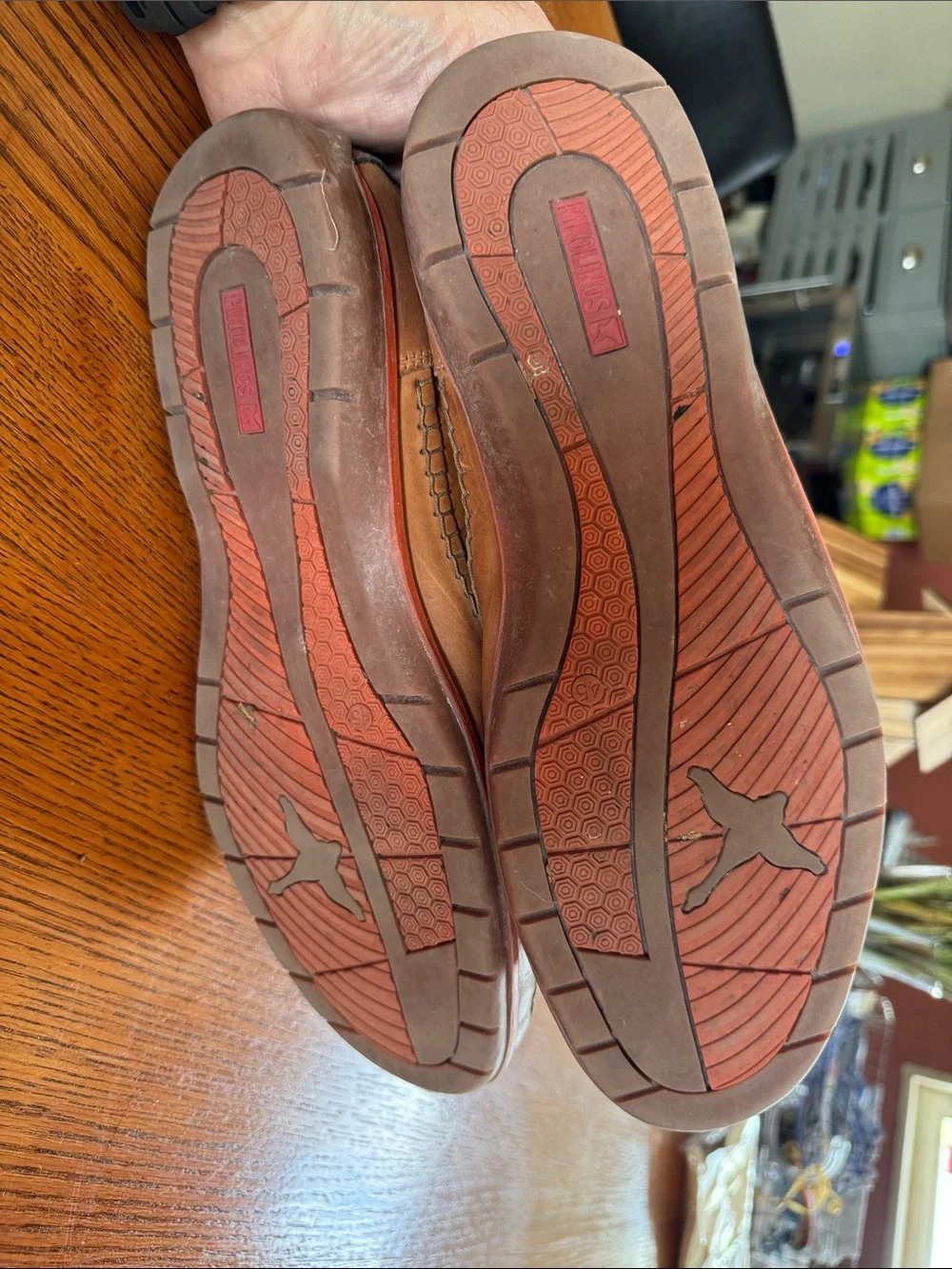 PIKOLINOS classic tan